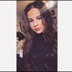 Meet your Posher, Elena